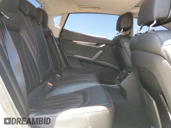 ✅ 2017 Maserati Quattroporte S Q4 • VIN: ZAM56RRA3H1211666 • Lot: 56855555. Wystawiony na Copart z przebiegiem 83 392 mil. Bezpłatny archiwum sprzedaży aukcyjnych z USA i szczegółowy raport historii pojazdu na DreamBid. Zdjęcie 10.