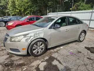 ✅ 2013 Chevrolet Cruze LS • VIN: 1G1PA5SH2D7257291 • Lot: 81487145. Listed on Copart with 217,330 mi. Free auction sales archive from the USA and detailed vehicle history report at DreamBid. Image 1.