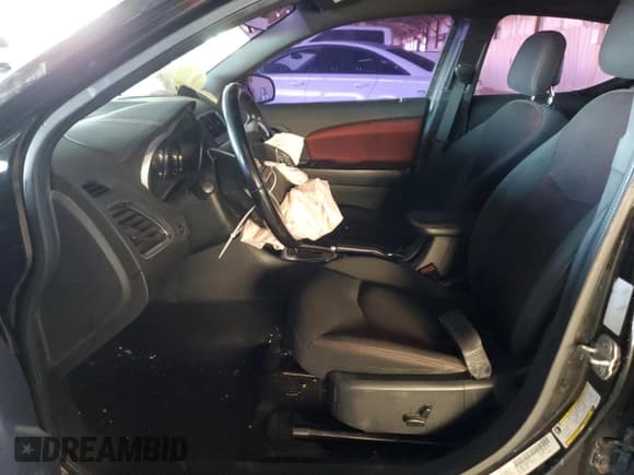 ✅ 2011 Dodge Avenger Heat • VIN: 1B3BD1FG8BN593749 • Лот: 84530254. Опубликован ранее на Copart с пробегом Не указан. Бесплатный доступ к архиву аукционных продаж из США и подробный отчёт об истории автомобиля на DreamBid. Изображение 7.