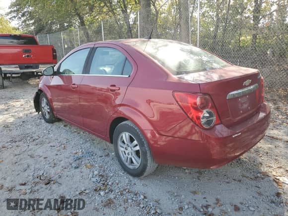 ✅ 2014 Chevrolet Sonic LT • VIN: 1G1JC5SH1E4228660 • Лот: 72336064. Размещён на Copart с пробегом 117 443 миль миль. Получите бесплатный доступ к архиву аукционных продаж из США и посмотрите подробный отчёт об истории автомобиля на DreamBid. Изображение 2.