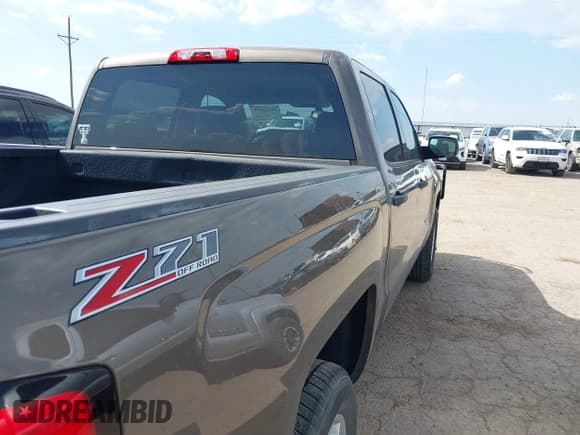 ✅ 2014 Chevrolet Silverado 1500 LT • VIN: 3GCUKREC0EG414112 • Лот: 42775331. Опубликован ранее на IAAI с пробегом 187 700 миль. Бесплатный доступ к архиву аукционных продаж из США и подробный отчёт об истории автомобиля на DreamBid. Изображение 6.