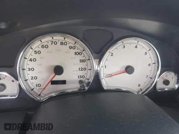 ✅ 2006 Saturn VUE • VIN: 5GZCZ23D16S877718 • Lot: 46461415. Wystawiony na Copart z przebiegiem Nie podano. Bezpłatny archiwum sprzedaży aukcyjnych z USA i szczegółowy raport historii pojazdu na DreamBid. Zdjęcie 9.