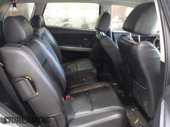 ✅ 2010 Mazda CX-9 Touring • VIN: JM3TB3MVXA0216459 • Lot: 42228913. Wystawiony na IAAI z przebiegiem 183 259 mil. Bezpłatny archiwum sprzedaży aukcyjnych z USA i szczegółowy raport historii pojazdu na DreamBid. Zdjęcie 8.