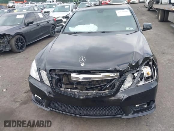 ✅ 2011 Mercedes-Benz E 350 Luxury • VIN: WDDHF8HB4BA487163 • Lot: 43730900. Listed on IAAI with 196,227 mi. Free auction sales archive from the USA and detailed vehicle history report at DreamBid. Image 6.