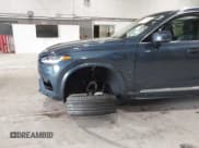 ✅ 2023 Volvo XC90 Plus • VIN: YV4L12PN8P1927899 • Lot: 42379522. Listed on IAAI with 22,853 mi. Free auction sales archive from the USA and detailed vehicle history report at DreamBid. Image 6.