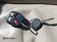 ✅ 2001 Chevrolet Tahoe LS • VIN: 1GNEK13T81J166958 • Lot: 43200403. Wystawiony na IAAI z przebiegiem 248 332 mil. Bezpłatny archiwum sprzedaży aukcyjnych z USA i szczegółowy raport historii pojazdu na DreamBid. Zdjęcie 11.