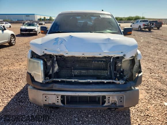 ✅ 2014 Ford F-150 XL • VIN: 1FTFW1ET9EKG52516 • Lot: 91808075. Wystawiony na Copart z przebiegiem 84 003 mil. Bezpłatny archiwum sprzedaży aukcyjnych z USA i szczegółowy raport historii pojazdu na DreamBid. Zdjęcie 5.