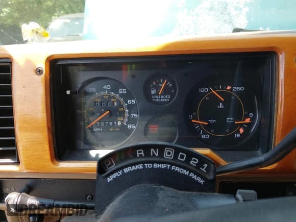 ✅ 1995 Chevrolet Chevy Van • VIN: 1GBEG25K5SF120517 • Lot: 42469924. Wystawiony na IAAI z przebiegiem 99 761 mil. Bezpłatny archiwum sprzedaży aukcyjnych z USA i szczegółowy raport historii pojazdu na DreamBid. Zdjęcie 7.