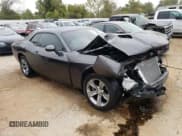 ✅ 2019 Dodge Challenger SXT • VIN: 2C3CDZAG6KH694391 • Lot: 70767673. Wystawiony na Copart z przebiegiem 76 700 mil. Bezpłatny archiwum sprzedaży aukcyjnych z USA i szczegółowy raport historii pojazdu na DreamBid. Zdjęcie 4.