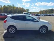 ✅ 2012 Nissan Rogue S • VIN: JN8AS5MV6CW384275 • Lot: 43457004. Wystawiony na IAAI z przebiegiem 123 861 mil. Bezpłatny archiwum sprzedaży aukcyjnych z USA i szczegółowy raport historii pojazdu na DreamBid. Zdjęcie 13.