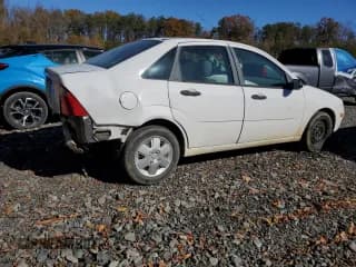 ✅ 2007 Ford Focus S • VIN: 1FAHP34N37W256457 • Lot: 91305795. Wystawiony na Copart z przebiegiem 80 759 mil. Bezpłatny archiwum sprzedaży aukcyjnych z USA i szczegółowy raport historii pojazdu na DreamBid. Zdjęcie 3.