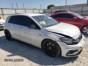 ✅ 2019 Volkswagen Golf R • VIN: WVWWA7AU3KW159967 • Lot: 48267074. Wystawiony na Copart z przebiegiem 52 406 mil. Bezpłatny archiwum sprzedaży aukcyjnych z USA i szczegółowy raport historii pojazdu na DreamBid. Zdjęcie 4.