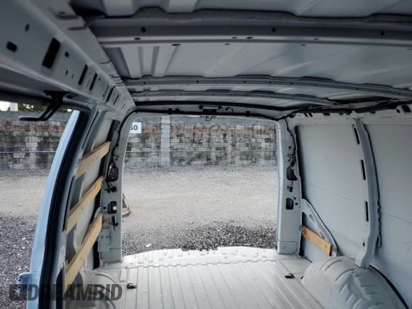 ✅ 2024 Chevrolet Express Cargo • VIN: 1GCWGAFP5R1176615 • Lot: 63656685. Listed on Copart with 9,027 mi. Free auction sales archive from the USA and detailed vehicle history report at DreamBid. Image 10.