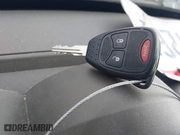 ✅ 2007 Dodge Nitro SLT • VIN: 1D8GU58KX7W608879 • Lot: 43581875. Wystawiony na IAAI z przebiegiem 216 699 mil. Bezpłatny archiwum sprzedaży aukcyjnych z USA i szczegółowy raport historii pojazdu na DreamBid. Zdjęcie 11.