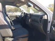 ✅ 2023 Chevrolet Silverado 1500 Work Truck • VIN: 3GCNAAEK2PG364543 • Lot: 43473974. Wystawiony na IAAI z przebiegiem 171 578 mil. Bezpłatny archiwum sprzedaży aukcyjnych z USA i szczegółowy raport historii pojazdu na DreamBid. Zdjęcie 5.