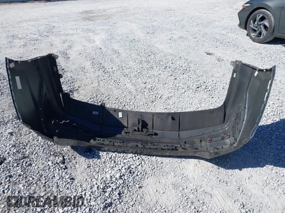 ✅ 2025 Hyundai Elantra SEL Convenience • VIN: KMHLS4DG9SU935756 • Lot: 43623411. Wystawiony na IAAI z przebiegiem 16 630 mil. Bezpłatny archiwum sprzedaży aukcyjnych z USA i szczegółowy raport historii pojazdu na DreamBid. Zdjęcie 12.