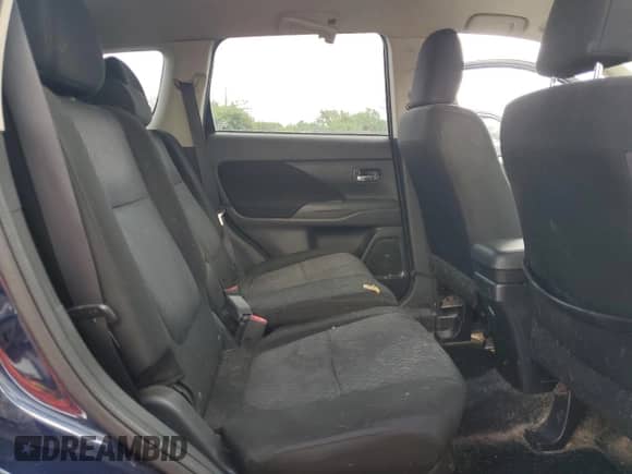 2014 Mitsubishi Outlander SE с VIN JA4AD3A31EZ013890, выставлен на аукционе Copart как лот 80762725 с пробегом 195 474 миль миль и Списание • Salvage title. История ставок и продаж доступна на DreamBid. Изображение 11.