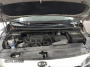 ✅ 2016 Kia Sedona LX • VIN: KNDMB5C19G6098417 • Lot: 43521578. Wystawiony na IAAI z przebiegiem 136 952 mil. Bezpłatny archiwum sprzedaży aukcyjnych z USA i szczegółowy raport historii pojazdu na DreamBid. Zdjęcie 10.