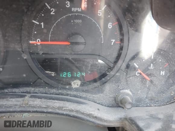 ✅ 2007 Jeep Wrangler X • VIN: 1J4GA39127L154527 • Lot: 42316655. Listed on IAAI with 126,124 mi. Free auction sales archive from the USA and detailed vehicle history report at DreamBid. Image 15.