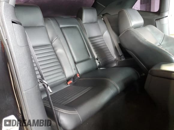 ✅ 2011 Dodge Challenger R/T Classic • VIN: 2B3CJ5DT1BH561898 • Lot: 43788305. Listed on Copart with 60,794 mi. Free auction sales archive from the USA and detailed vehicle history report at DreamBid. Image 10.