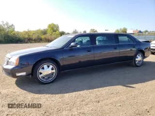 ✅ 2000 Cadillac DeVille Limousine • VIN: 1GEEH90Y3YU550846 • Лот: 72502184. Опубликован ранее на Copart с пробегом 26 320 миль. Бесплатный доступ к архиву аукционных продаж из США и подробный отчёт об истории автомобиля на DreamBid. Изображение 1.