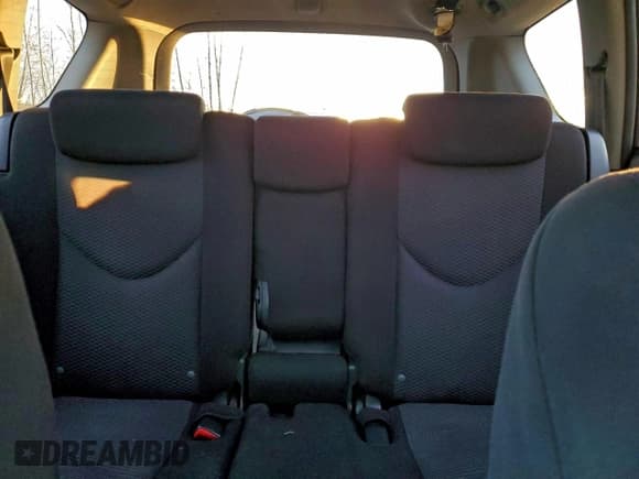 ✅ 2006 Toyota RAV4 Sport • VIN: JTMBK32V765010677 • Lot: 94375095. Listed on Copart with 217,557 mi. Free auction sales archive from the USA and detailed vehicle history report at DreamBid. Image 10.