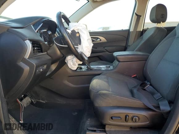 ✅ 2019 Chevrolet Traverse LT Cloth • VIN: 1GNERGKW4KJ304538 • Лот: 82544025. Опубликован ранее на Copart с пробегом 127 806 миль. Бесплатный доступ к архиву аукционных продаж из США и подробный отчёт об истории автомобиля на DreamBid. Изображение 7.