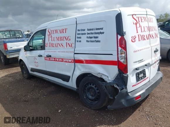 ✅ 2015 Ford Transit Connect XL • VIN: NM0LS7E70F1219997 • Lot: 41954582. Wystawiony na IAAI z przebiegiem 189 342 mil. Bezpłatny archiwum sprzedaży aukcyjnych z USA i szczegółowy raport historii pojazdu na DreamBid. Zdjęcie 3.