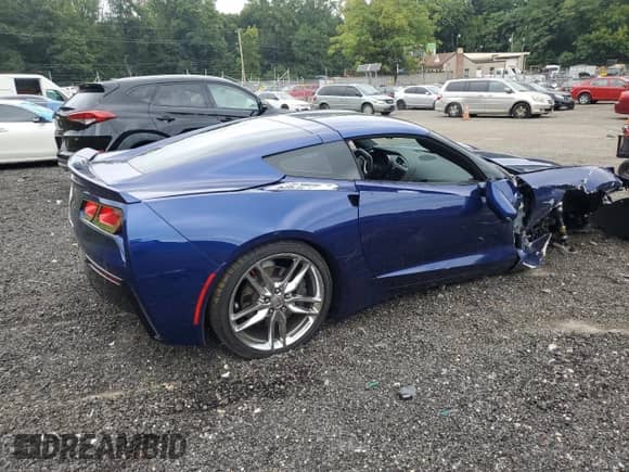 2017 Chevrolet Corvette 1LT с VIN 1G1YB2D75H5101851, выставлен на аукционе Copart как лот 69375164 с пробегом 9 778 миль миль и Списание • Salvage title. История ставок и продаж доступна на DreamBid. Изображение 3.