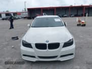 ✅ 2007 BMW 3 Series 328xi • VIN: WBAVC93577KX60169 • Lot: 43103137. Wystawiony na IAAI z przebiegiem 167 734 mil. Bezpłatny archiwum sprzedaży aukcyjnych z USA i szczegółowy raport historii pojazdu na DreamBid. Zdjęcie 6.