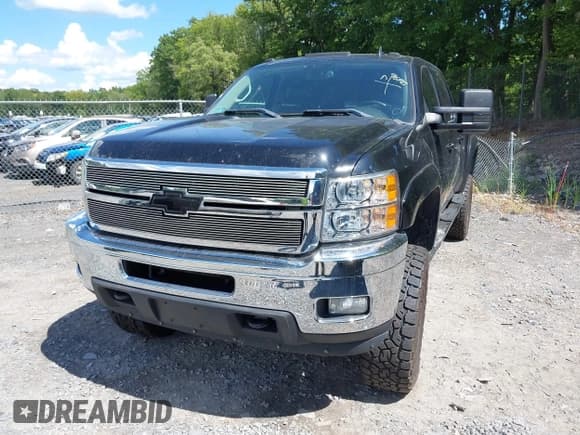 ✅ 2011 Chevrolet Silverado 2500HD LTZ • VIN: 1GC1KYC85BF244161 • Лот: 43058557. Опубликован ранее на IAAI с пробегом 261 546 миль. Бесплатный доступ к архиву аукционных продаж из США и подробный отчёт об истории автомобиля на DreamBid. Изображение 6.
