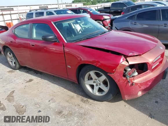 ✅ 2008 Dodge Charger • VIN: 2B3KA43G78H315246 • Lot: 42892486. Wystawiony na IAAI z przebiegiem 249 608 mil. Bezpłatny archiwum sprzedaży aukcyjnych z USA i szczegółowy raport historii pojazdu na DreamBid. Zdjęcie 1.