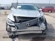 ✅ 2016 Lexus LS 460 • VIN: JTHBL5EF8G5139220 • Lot: 42291165. Listed on IAAI with 139,809 mi. Free auction sales archive from the USA and detailed vehicle history report at DreamBid. Image 13.