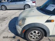 ✅ 2014 MINI Clubman • VIN: WMWZF3C52ET493388 • Lot: 42979003. Wystawiony na IAAI z przebiegiem 64 654 mil. Bezpłatny archiwum sprzedaży aukcyjnych z USA i szczegółowy raport historii pojazdu na DreamBid. Zdjęcie 14.