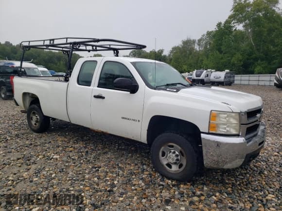 ✅ 2009 Chevrolet Silverado 2500HD Work Truck • VIN: 1GCHC49KX9E109927 • Лот: 69911595. Опубликован ранее на Copart с пробегом 232 092 миль. Бесплатный доступ к архиву аукционных продаж из США и подробный отчёт об истории автомобиля на DreamBid. Изображение 4.
