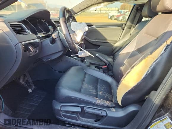 ✅ 2018 Volkswagen Jetta SE Sport • VIN: 3VWD17AJ6JM248036 • Lot: 90475245. Listed on Copart with 123,064 mi. Free auction sales archive from the USA and detailed vehicle history report at DreamBid. Image 7.