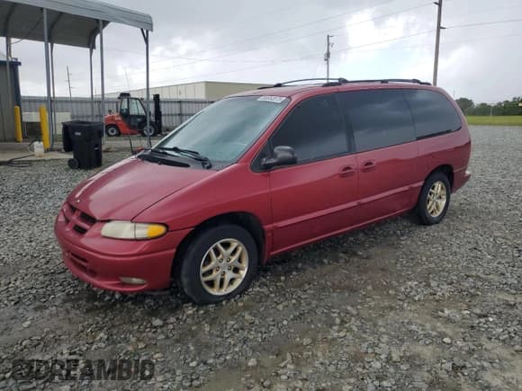 ✅ 1998 Dodge Caravan LE • VIN: 1B4GP54L7WB575217 • Lot: 56953575. Listed on Copart with 190,564 mi. Free auction sales archive from the USA and detailed vehicle history report at DreamBid. Image 1.