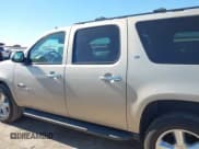 ✅ 2012 Chevrolet Suburban LT • VIN: 1GNSKJE77CR302438 • Lot: 43601904. Listed on IAAI with 162,986 mi. Free auction sales archive from the USA and detailed vehicle history report at DreamBid. Image 14.