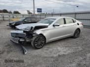 ✅ 2015 Hyundai Genesis 3.8L • VIN: KMHGN4JE5FU061939 • Lot: 83413684. Wystawiony na Copart z przebiegiem 223 597 mil. Bezpłatny archiwum sprzedaży aukcyjnych z USA i szczegółowy raport historii pojazdu na DreamBid. Zdjęcie 1.