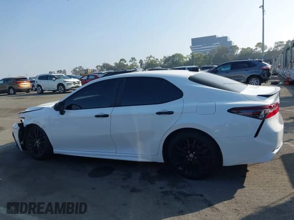 ✅ 2021 Toyota Camry SE • VIN: 4T1T11AK1MU492709 • Лот: 43609363. Опубликован ранее на IAAI с пробегом 60 494 миль. Бесплатный доступ к архиву аукционных продаж из США и подробный отчёт об истории автомобиля на DreamBid. Изображение 14.