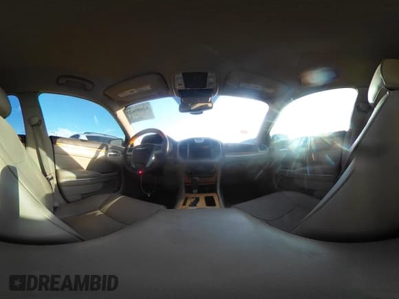 ✅ 2012 Chrysler 300 C • VIN: 2C3CCAET0CH195292 • Lot: 42609625. Listed on IAAI with 63,859 mi. Free auction sales archive from the USA and detailed vehicle history report at DreamBid. Image 18.