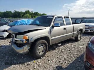 ✅ 2002 GMC Sierra 1500 SLE • VIN: 2GTEK19T221349140 • Lot: 64810515. Listed on Copart with 292,503 mi. Free auction sales archive from the USA and detailed vehicle history report at DreamBid. Image 1.