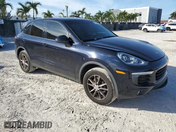 ✅ 2016 Porsche Cayenne • VIN: WP1AA2A29GKA12268 • Lot: 92502875. Wystawiony na Copart z przebiegiem 72 014 mil. Bezpłatny archiwum sprzedaży aukcyjnych z USA i szczegółowy raport historii pojazdu na DreamBid. Zdjęcie 4.