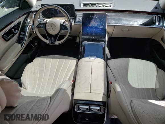 ✅ 2022 Mercedes-Benz S 500 • VIN: W1K6G6DB6NA166647 • Lot: 51752484. Wystawiony na Copart z przebiegiem 38 993 mil. Bezpłatny archiwum sprzedaży aukcyjnych z USA i szczegółowy raport historii pojazdu na DreamBid. Zdjęcie 8.