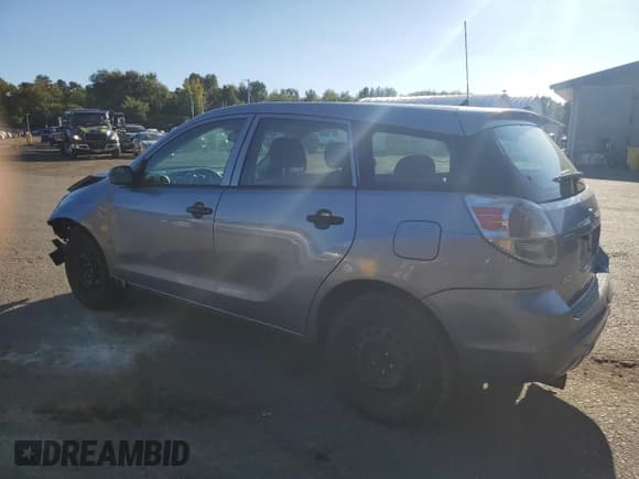 ✅ 2005 Toyota Matrix STD • VIN: 2T1LR32E55C367843 • Лот: 81179215. Опубликован ранее на Copart с пробегом Не указан. Бесплатный доступ к архиву аукционных продаж из США и подробный отчёт об истории автомобиля на DreamBid. Изображение 2.