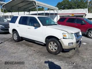 ✅ 2010 Ford Explorer XLT • VIN: 1FMEU6DEXAUA42751 • Lot: 43498804. Wystawiony na IAAI z przebiegiem 155 806 mil. Bezpłatny archiwum sprzedaży aukcyjnych z USA i szczegółowy raport historii pojazdu na DreamBid. Zdjęcie 1.