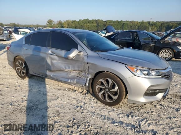 ✅ 2016 Honda Accord EX • VIN: 1HGCR2F01GA025095 • Lot: 80661895. Wystawiony na Copart z przebiegiem 106 918 mil. Bezpłatny archiwum sprzedaży aukcyjnych z USA i szczegółowy raport historii pojazdu na DreamBid. Zdjęcie 4.