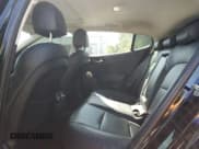 ✅ 2018 Kia Stinger Premium • VIN: KNAE25LA9J6017120 • Lot: 71997995. Wystawiony na Copart z przebiegiem 100 100 mil. Bezpłatny archiwum sprzedaży aukcyjnych z USA i szczegółowy raport historii pojazdu na DreamBid. Zdjęcie 10.