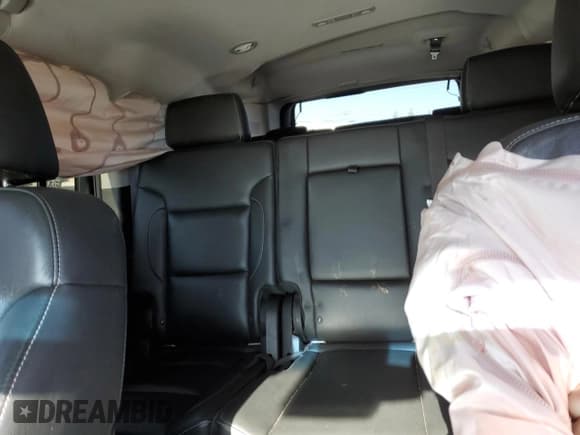 ✅ 2015 Chevrolet Suburban LT • VIN: 1GNSKJKC6FR618466 • Lot: 78692574. Wystawiony na Copart z przebiegiem 151 200 mil. Bezpłatny archiwum sprzedaży aukcyjnych z USA i szczegółowy raport historii pojazdu na DreamBid. Zdjęcie 10.