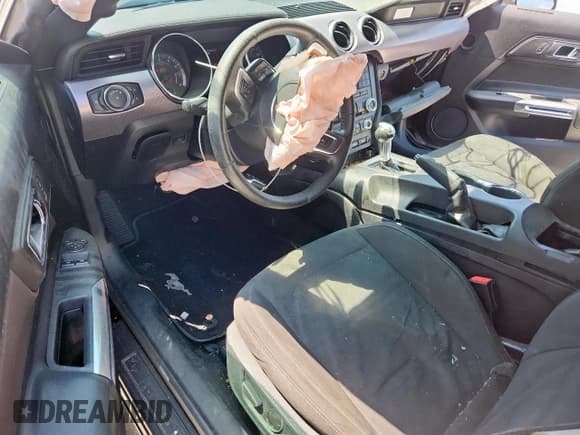 ✅ 2016 Ford Mustang EcoBoost • VIN: 1FA6P8TH9G5332852 • Lot: 67837015. Listed on Copart with 119,285 mi. Free auction sales archive from the USA and detailed vehicle history report at DreamBid. Image 8.